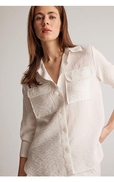 DeFacto Regular Fit Gömlek Yaka Uzun Kollu Gömlek E5925AX25SPER105