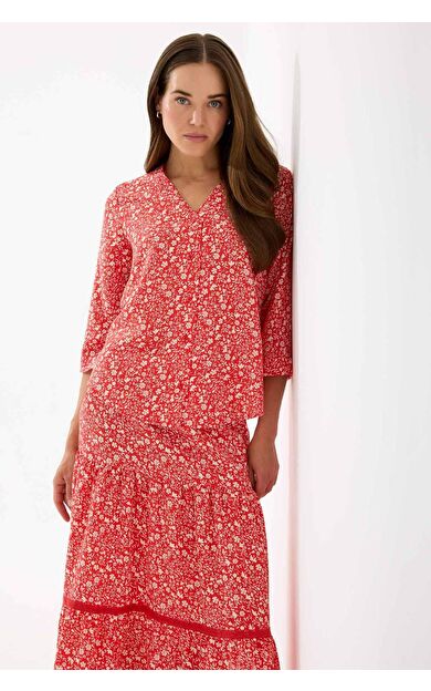 DeFacto Regular Fit V Yaka Uzun Kollu Gömlek