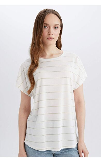 DeFacto Bisiklet Yaka Kısa Kollu Tişört E6075AX25SPER105