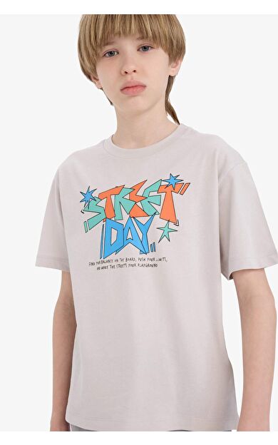 DeFacto Erkek Çocuk Bisiklet Yaka Baskılı Kısa Kollu Tişört E6318A825HSGR470