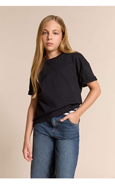 DeFacto Kız Çocuk Relax Fit Bisiklet Yaka Kısa Kollu Tişört E6493A825AUBK81