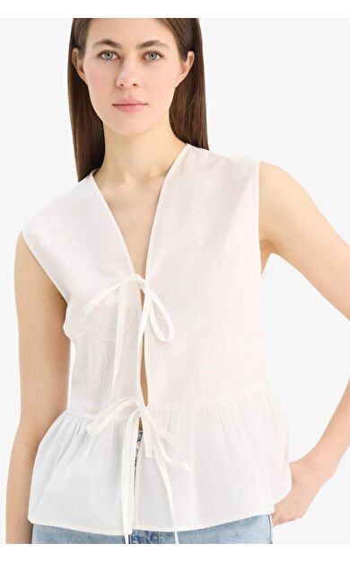 Fitted V Yaka Poplin Kolsuz Bluz