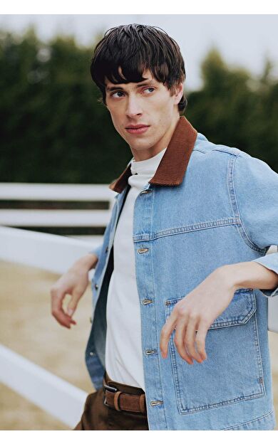 DeFacto Slim Fit Dar Kesim Kontrast Yakalı Mevsimlik Baharlık Jean Ceket E6533AX25SPNM39