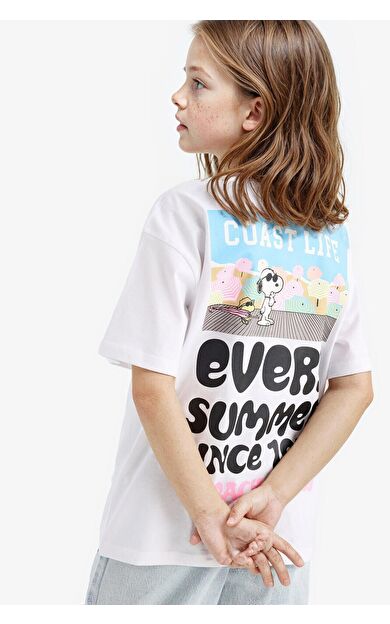DeFacto Kız Çocuk Snoopy Oversize Geniş Kalıp Bisiklet Yaka Kısa Kollu Tişört E6551A825HSWT34
