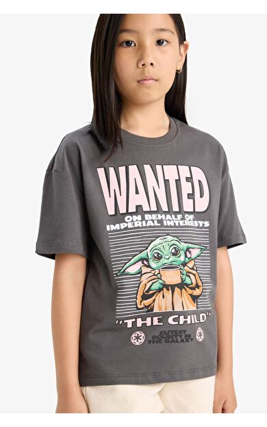 DeFacto Kız Çocuk Star Wars-Mandalorian Relax Fit Bisiklet Yaka Kısa Kollu Tişört
