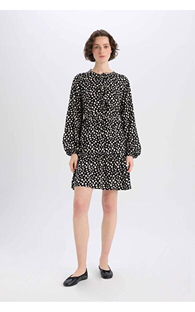 Bisiklet Yaka Puantiye Uzun Kollu Mini Elbise