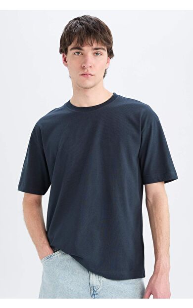 DeFacto Oversize Geniş Kalıp Bisiklet Yaka Basic Düz Kısa Kollu Tişört E6885AXNSNV163