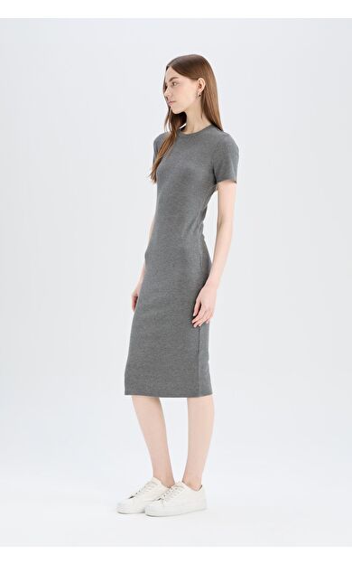 DeFacto Bodycon Vücudu Saran Bisiklet Yaka Basic Düz Fitilli Kaşkorse Kısa Kollu Midi Elbise
