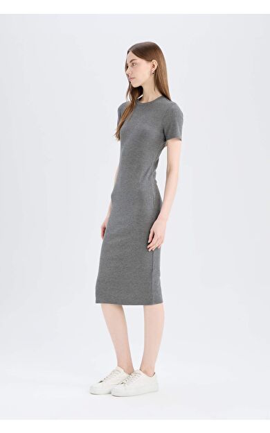 Bodycon Vücudu Saran Bisiklet Yaka Basic Düz Fitilli Kaşkorse Kısa Kollu Midi Elbise