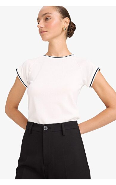 Slim Fit Dar Kesim Bisiklet Yaka Ribana Kısa Kollu Tişört E6992AX25AUER105