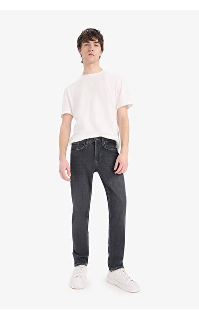 DeFacto Slim Tapered Fit Dar Kalıp Normal Bel Daralan Paça Jean Pantolon E7033AX25SPNM36