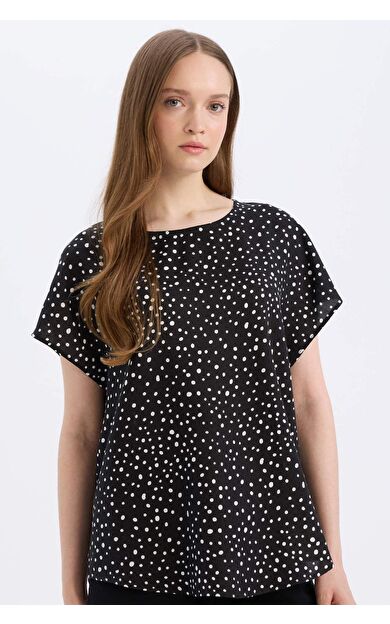 Regular Fit Desenli Bisiklet Yaka Kısa Kollu Bluz