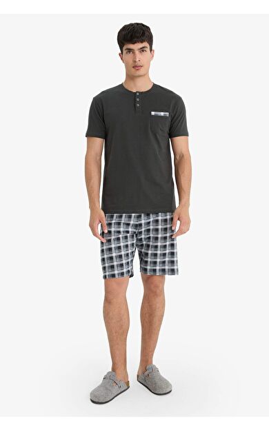 DeFacto Pijama Takımı Regular Fit Kısa Kollu Üst Kareli Şort