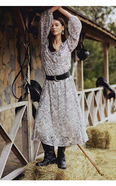 Fırfırlı Yaka Etnik Desenli Şifon Uzun Kollu Midi Elbise