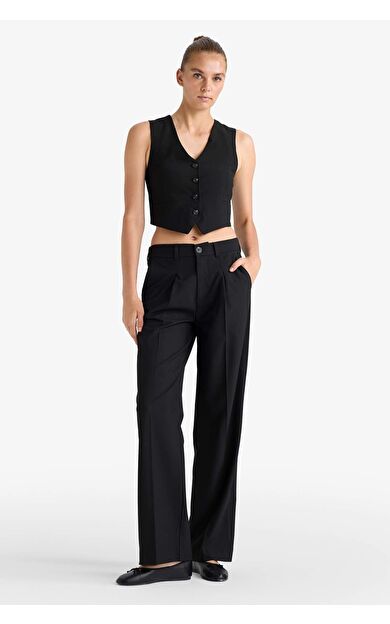DeFacto Wide Leg Fermuarlı Yüksek Bel Standart Boy Pantolon E7238AX25AUBK81