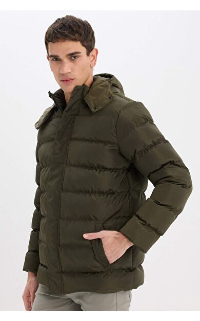 DeFacto Regular Fit Kapüşonlu Şişme Mont Fermuarlı Çıtçıt Kapamalı Cepli