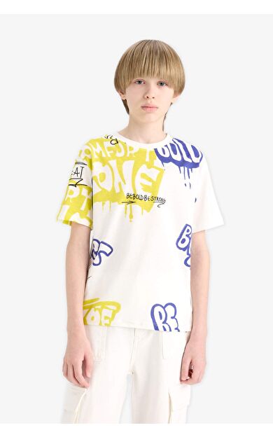 DeFacto Erkek Çocuk New Regular Fit Bisiklet Yaka Kısa Kollu Tişört E7492A825SMWT16