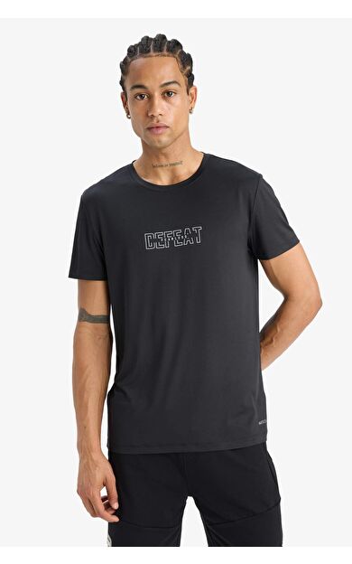 DeFactoFit Slim Fit Dar Kesim Bisiklet Yaka Baskılı Sporcu Kısa Kollu Tişört E7516AX25AUBK81