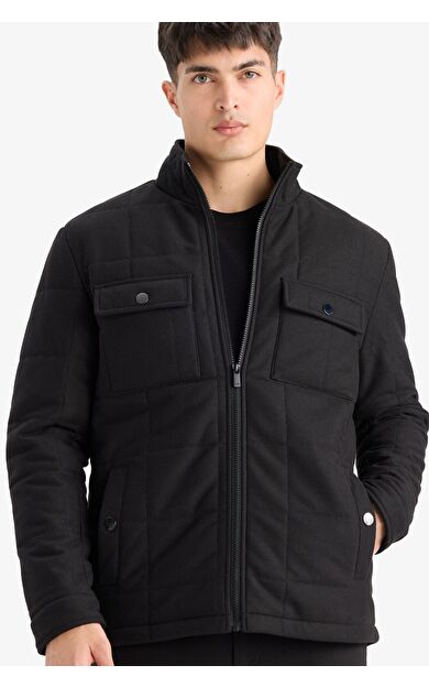 DeFacto Slim Fit Dar Kesim Dik Yaka Astarlı Fermuarlı Cepli Kışlık Şişme Penye Mont E7888AX25AUBK27