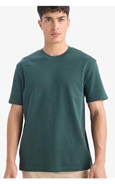 DeFacto Regular Fit Bisiklet Yaka Basic Düz Kısa Kollu Tişört E7961AX25AUGN536