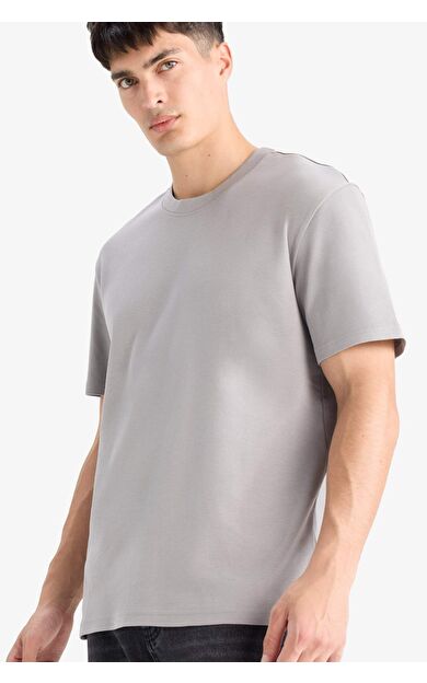 DeFacto Regular Fit Bisiklet Yaka Basic Düz Kısa Kollu Tişört E7961AX25AUGR198