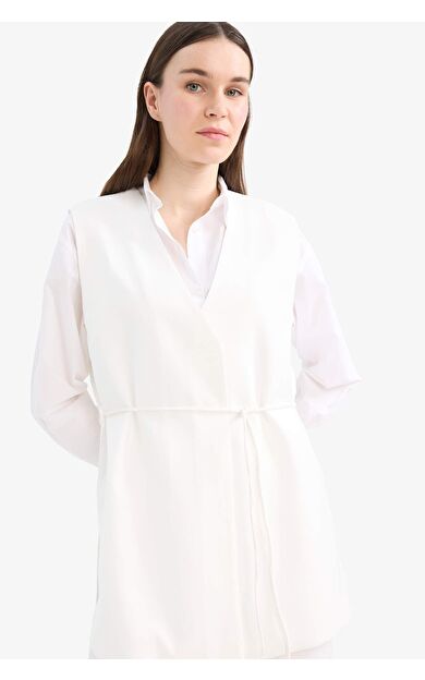 DeFacto V Yaka Bağcıklı Basic Düz Yelek