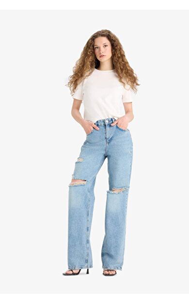 DeFacto Straight Wide Yırtık Detaylı Yüksek Bel Uzun Jean Yıkamalı Pantolon E8016AX25SMNM28