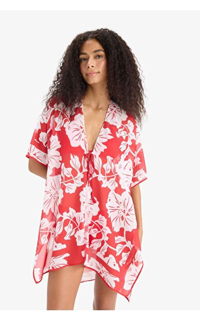 -Fall in Love Regular Fit Tropikal Desenli Şifon Plaj Kıyafeti