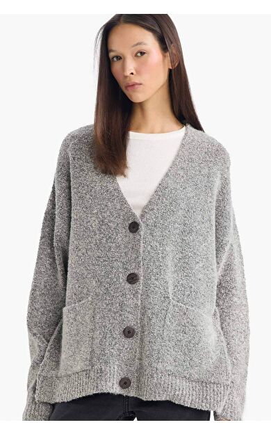 Oversize Geniş Kalıp V Yaka Hırka