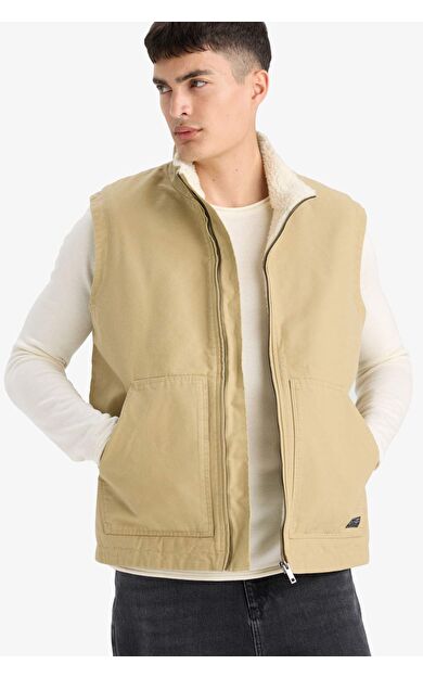 Regular Fit Dik Yaka Fermuarlı Cepli Pamuklu Yelek