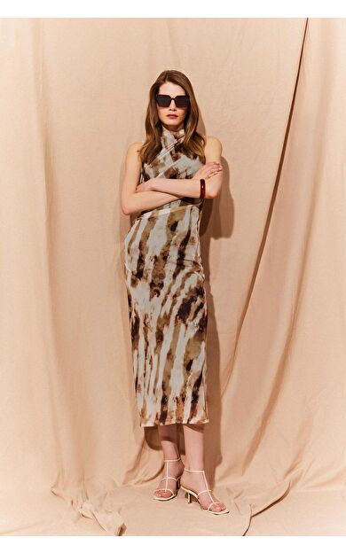 Bodycon Vücudu Saran Batik Tül Kolsuz Maxi Elbise