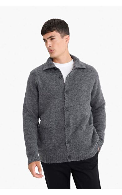 DeFacto Standart Fit Balıkçı Yaka Triko Hırka E8396AX25CWAR4