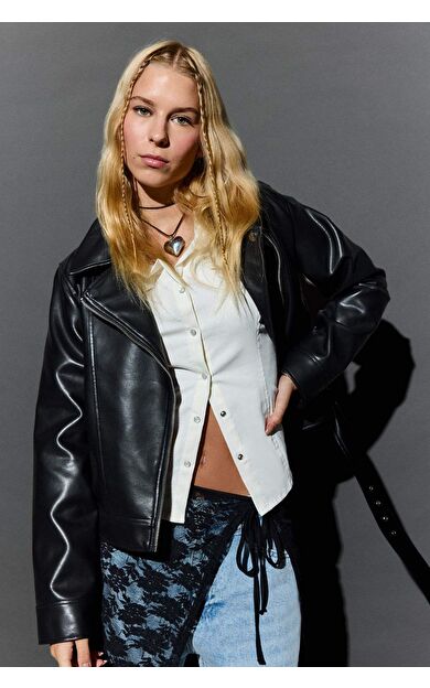 Regular Fit Fermuarlı Suni Deri Ceket Mont