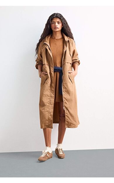 Regular Fit Kapüşonlu Fermuarlı Uzun Yağmurluk E8554AX25AUBN560