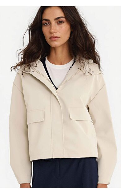 DeFacto Regular Fit Kapüşonlu Polar Astarlı Suni Deri Yağmurluk