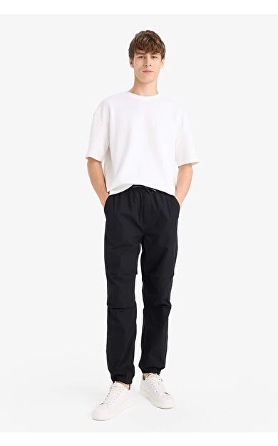 DeFacto Wide Leg Paraşüt Pantolon E8729AX25AUBK81