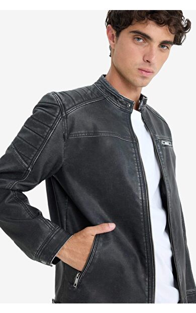 Slim Fit Dar Kesim Dik Yaka Fermuarlı Suni Deri Mont