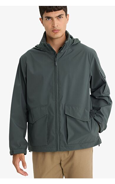 DeFacto Regular Fit Dik Yaka Fermuarlı Su Geçirmez Mont E8893AX25AUGN1155