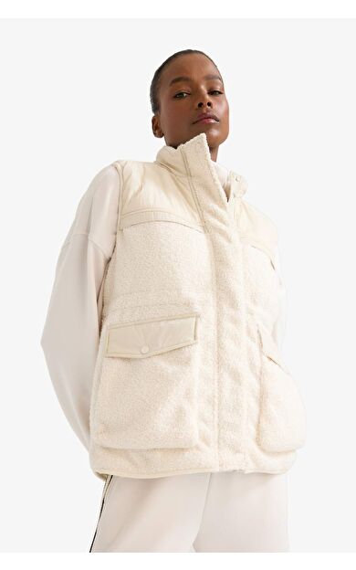 DeFactoFit Regular Fit Çıtçıtlı Fermuarlı Yelek