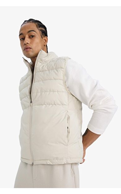 DeFactoFit Slim Fit Dar Kesim Su Geçirmez Fermuarlı Şişme Yelek