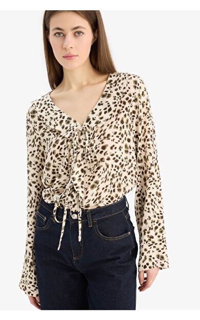 DeFacto Regular Fit V Yaka Leopar Desenli Maroken Uzun Kollu Gömlek