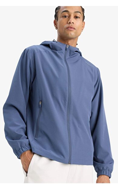 DeFactoFit Su İtici Regular Fit Kapüşonlu Fermuarlı İpek Kumaş Yağmurluk E9218AX25AUIN113