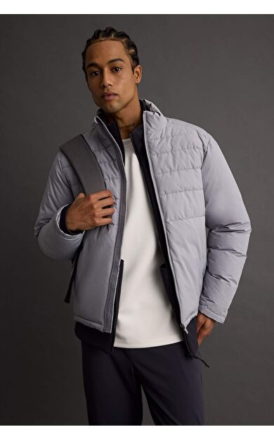 DeFactoFit Su Geçirmez Regular Fit Fermuarlı Mont