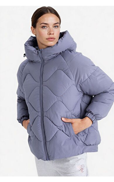 DeFacto DeFactoFit Su İtici Oversize Fit Geniş Kalıp Kapüşonlu Fermuarlı Cepli Şişme Mont