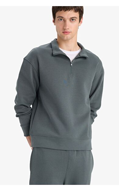 DeFacto Boxy Fit Dik Yaka Yarım Fermuarlı Skuba Dalgıç Kumaş Sweatshirt E9363AX25AUGN498