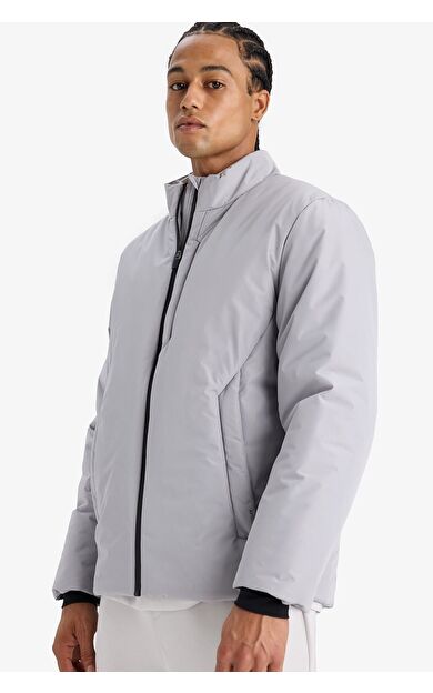 DeFacto DeFactoFit Su İtici Slim Fit Dar Kesim Fermuarlı Su Geçirmez Mont