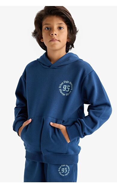 DeFacto Erkek Çocuk Kapüşonlu Baskılı İçi Yumuşak Tüylü Sweatshirt E9599A825AUBE829