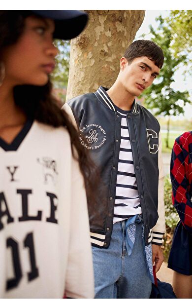 Regular Fit Kolej Yaka Çıkarılabilir Kapüşonlu Çıtçıtlı Suni Deri Bomber Mont