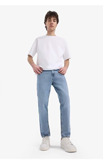 DeFacto 90's Slim Fit Dar Kalıp Yüksel Bel Dar Paça Kar Yıkamalı Jean Pantolon