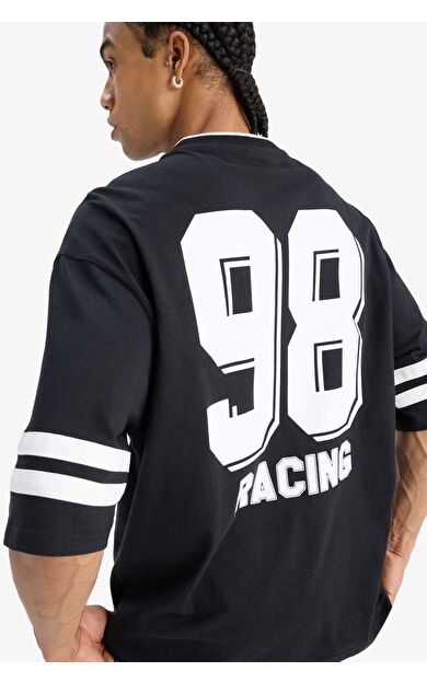 DeFacto %100 Pamuk Loose Fit Bisiklet Yaka Baskılı Kısa Kollu Tişört F0188AX25SMBK81